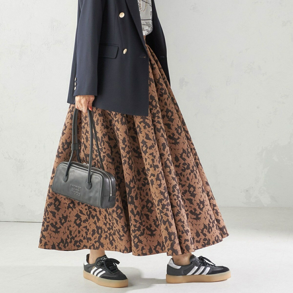 〈手洗い可能〉タフタ タック フレア スカート／シップス（SHIPS）