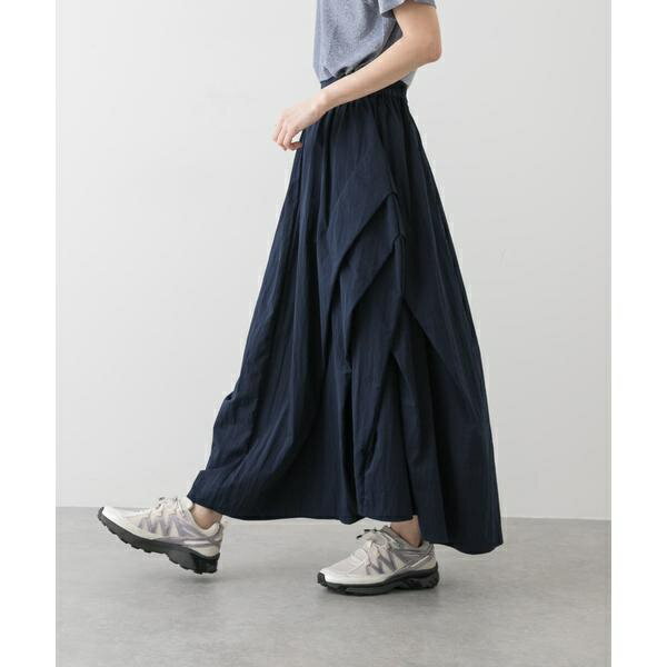 サイドタックギャザースカート／センスオブプレイスバイアーバンリサーチ（SENSE OF PLACE）