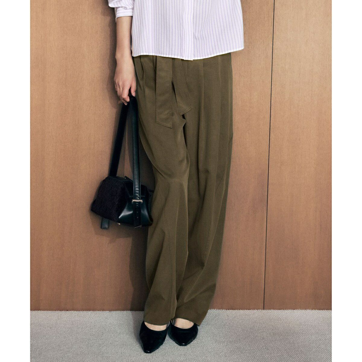 Cropped Pants - セルロースコットンチノコクーンシルエット パンツ／自由区（JIYU-KU）