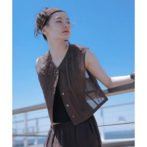new basic オーガンジードットピンタックベスト／アーバンリサーチ（URBAN RESEARCH）