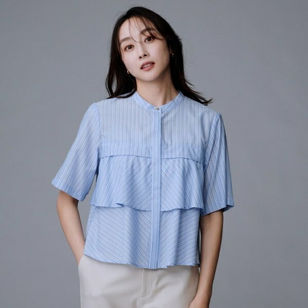 【短丈前ボタン五分袖】ストライプフリルシャツ／アンタイトル（UNTITLED）