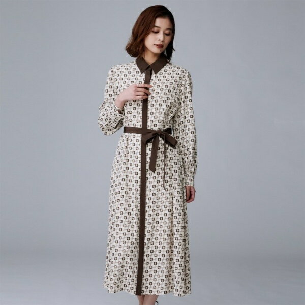 【ウエストリボン前開きボタンレトロモダン】チェーン柄フレアワンピース／アンタイトル（UNTITLED）