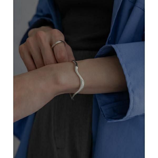 SMELLY so’ nuance line bangle／スメリー（SMELLY）