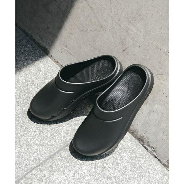 OOFOS　OOcloog／アーバンリサーチ ドアーズ（URBAN RESEARCH DOORS）