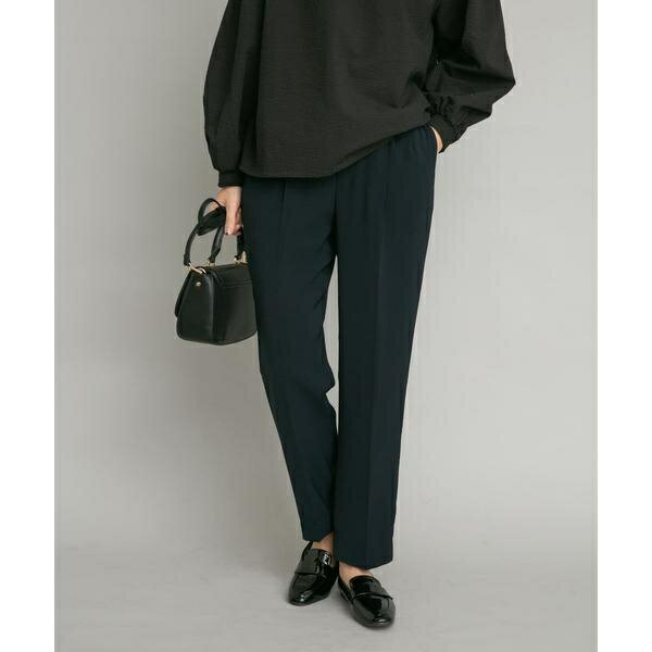 ドレステーパードパンツ／アーバンリサーチ ドアーズ（URBAN RESEARCH DOORS）