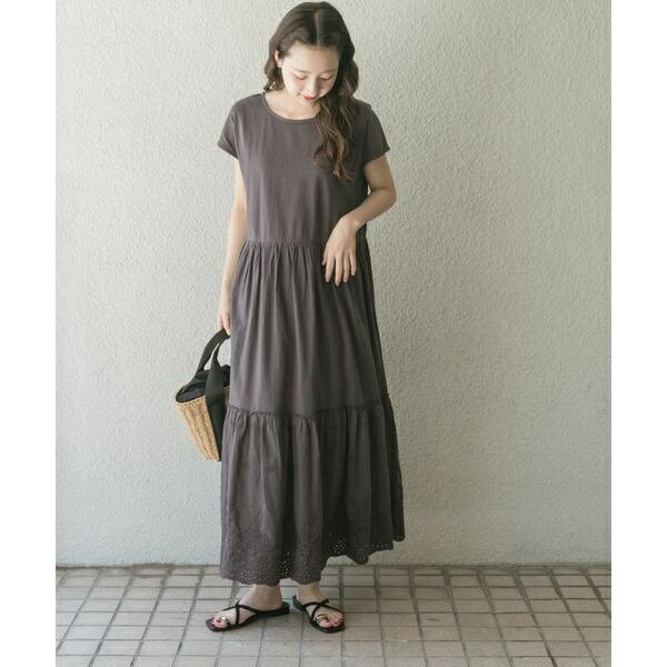 ピグメントティアードワンピース／アイテムズ アーバンリサーチ（ITEMS URBAN RESEARCH）