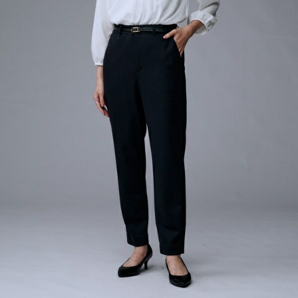 【洗えるスーツ／ストレッチ】ウール混ジャージ テーパードパンツ／アンタイトル（UNTITLED）