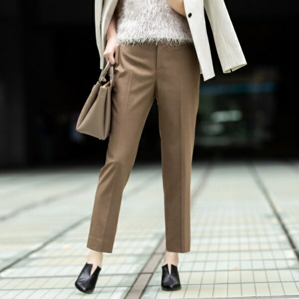 【褒められパンツウール混】スティックパンツ／インディヴィ（INDIVI）