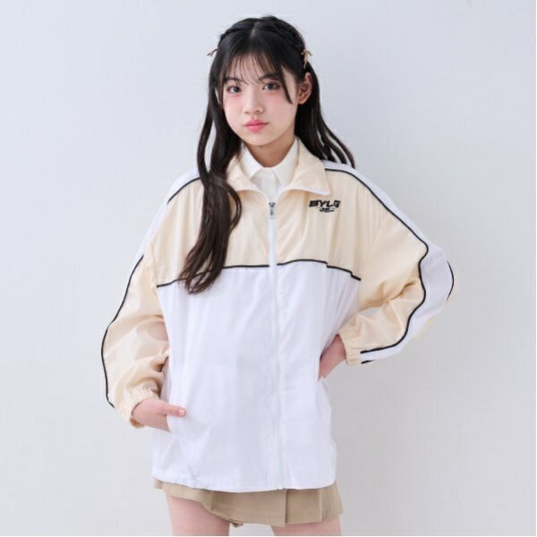 切り替えマウンテンパーカー／バイラビット（by LOVEiT）のサムネイル