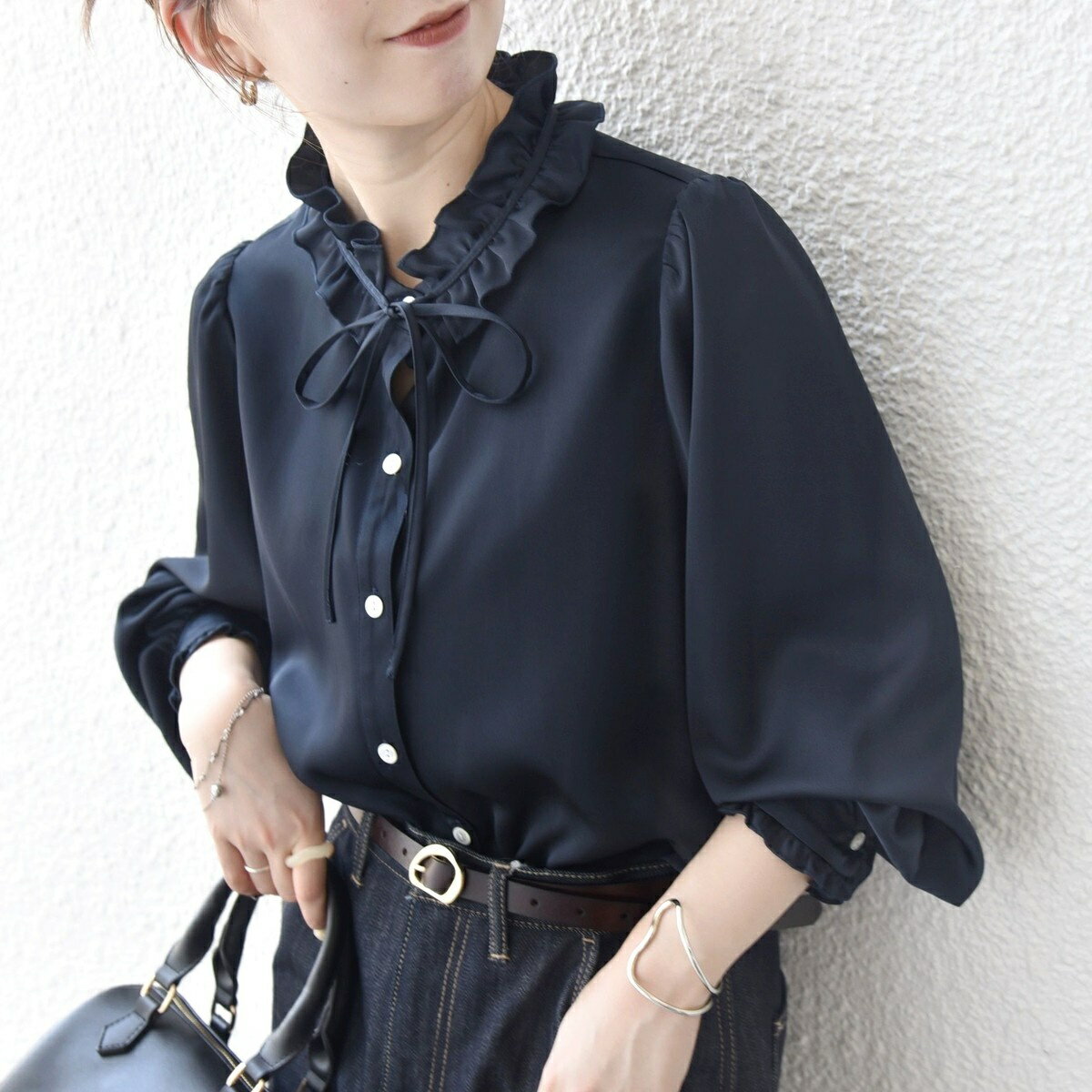 《一部追加予約》SHIPS any:〈洗濯機可能〉サテン フリル カラー リボン シャツ ブラウス／シップス エニィ（SHIPS any）