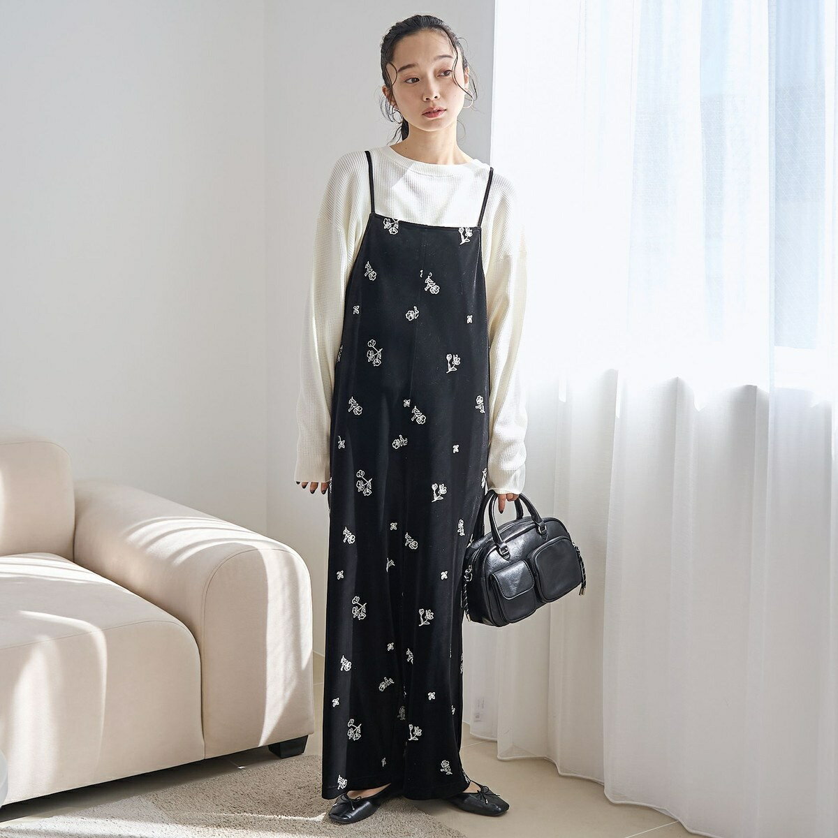 フラワー刺繍ベロアサロペット／コーエン（coen）のサムネイル