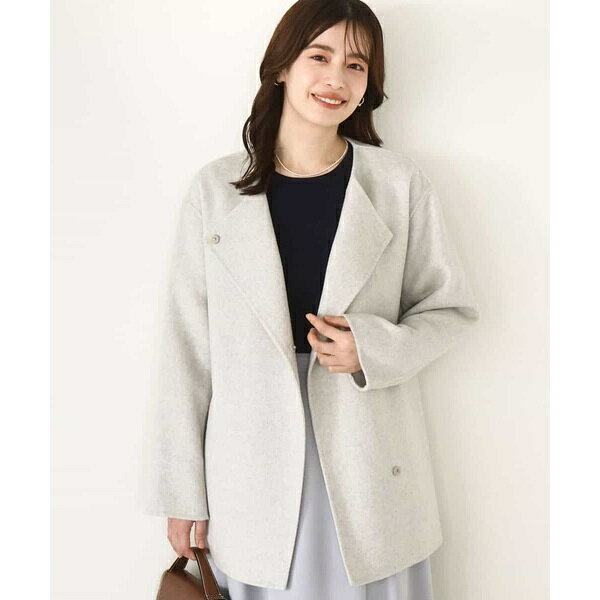 スムースリバー ノーカラーミドル丈コート／オフオン（OFUON）