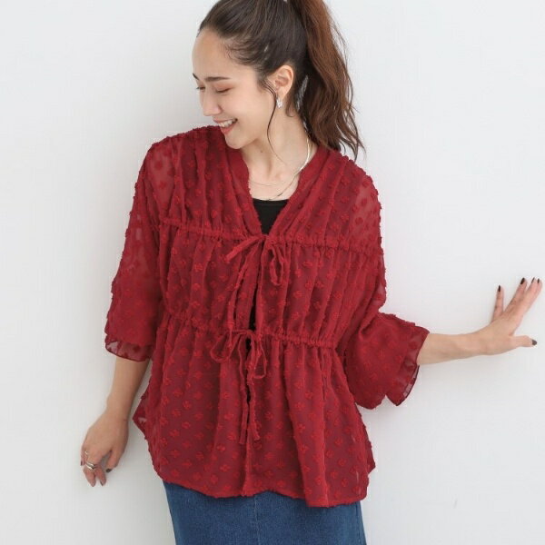 華やかにさをプラスする シアードビー シャーリングブラウス／キューティーブロンド（Cutie Blonde）