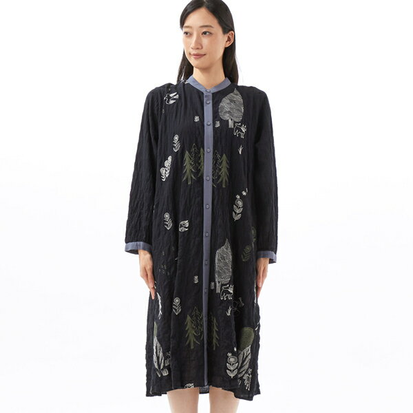 SUPER HAKKA×保坂優子 コットンシャーリング｢森と暮らす｣刺繍シャツワンピース(前開き)／スーパーハッカ（SUPER HAKKA）