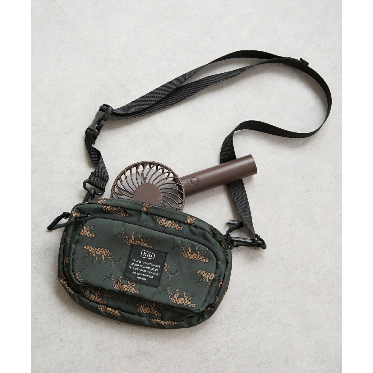 【WEB限定】KiU フロントポケットミニショルダーバッグ【撥水／防水】／イッカ（ikka）