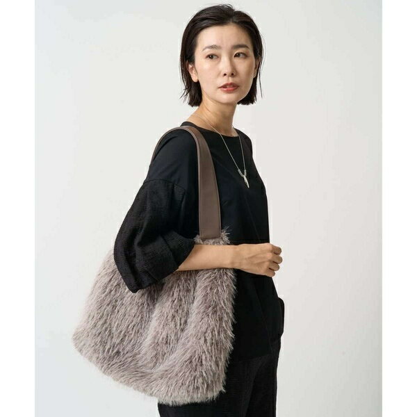 ファーショルダーバッグ／ジョルジュ・レッシュ（GEORGES RECH）