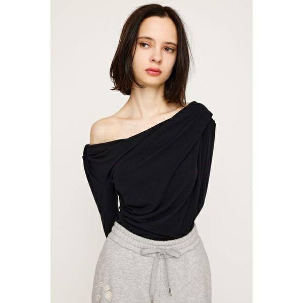 OFF SHOULDER CUT トップス／スライ（SLY）