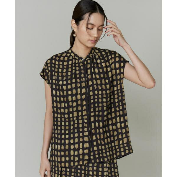 デフォルメチェックプリントブラウス／イネド（INED）