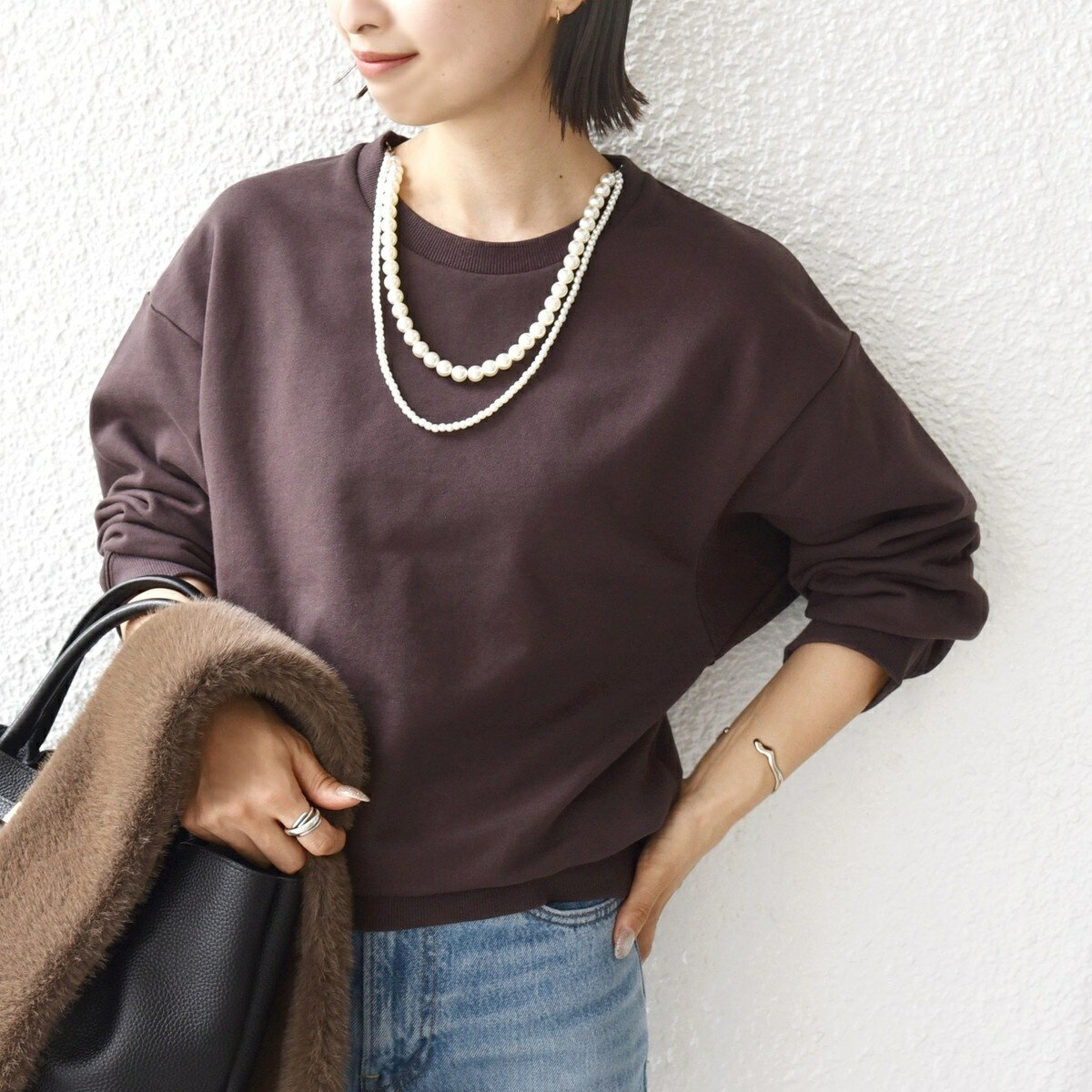 【WEB限定】〈手洗い可能〉パール調 ネックレス チャーム 付 ドルマン スウェット／シップス（SHIPS）