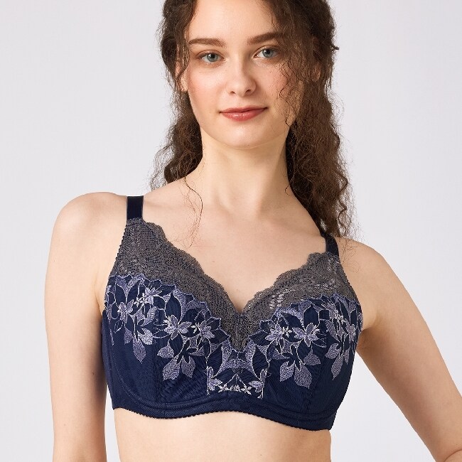 小さくしたいブラ 揺れずにキープ62