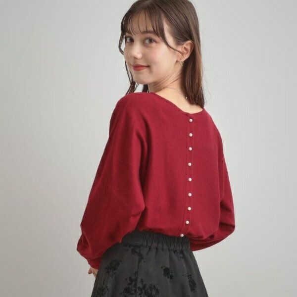 【大人上品・通勤・前後2WAY】バックパール調ドルマンニット／クチュールブローチ（Couture Brooch）のサムネイル