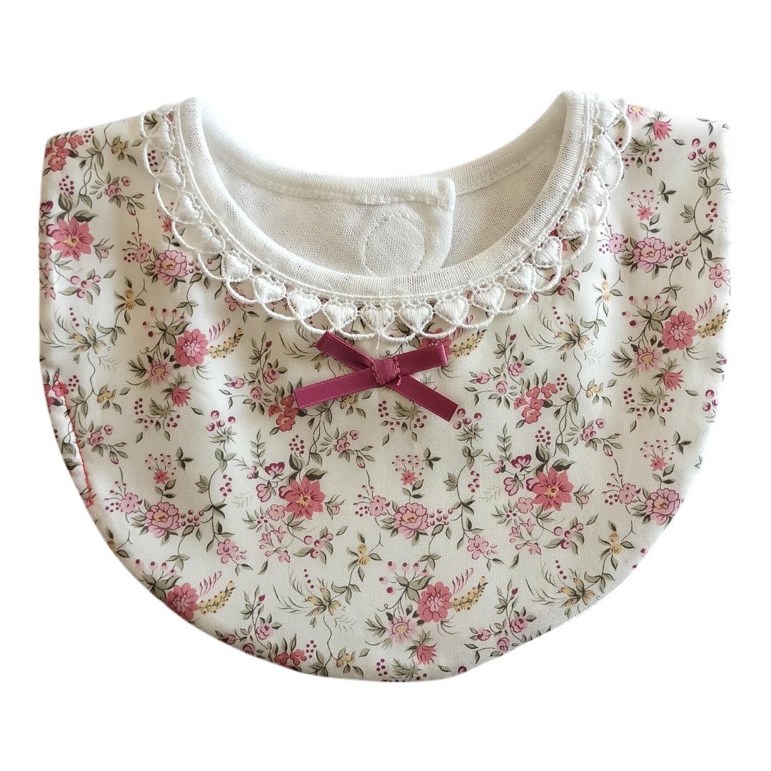 Baby bib (using Liberty print fabric) / Ikuji-Kobo