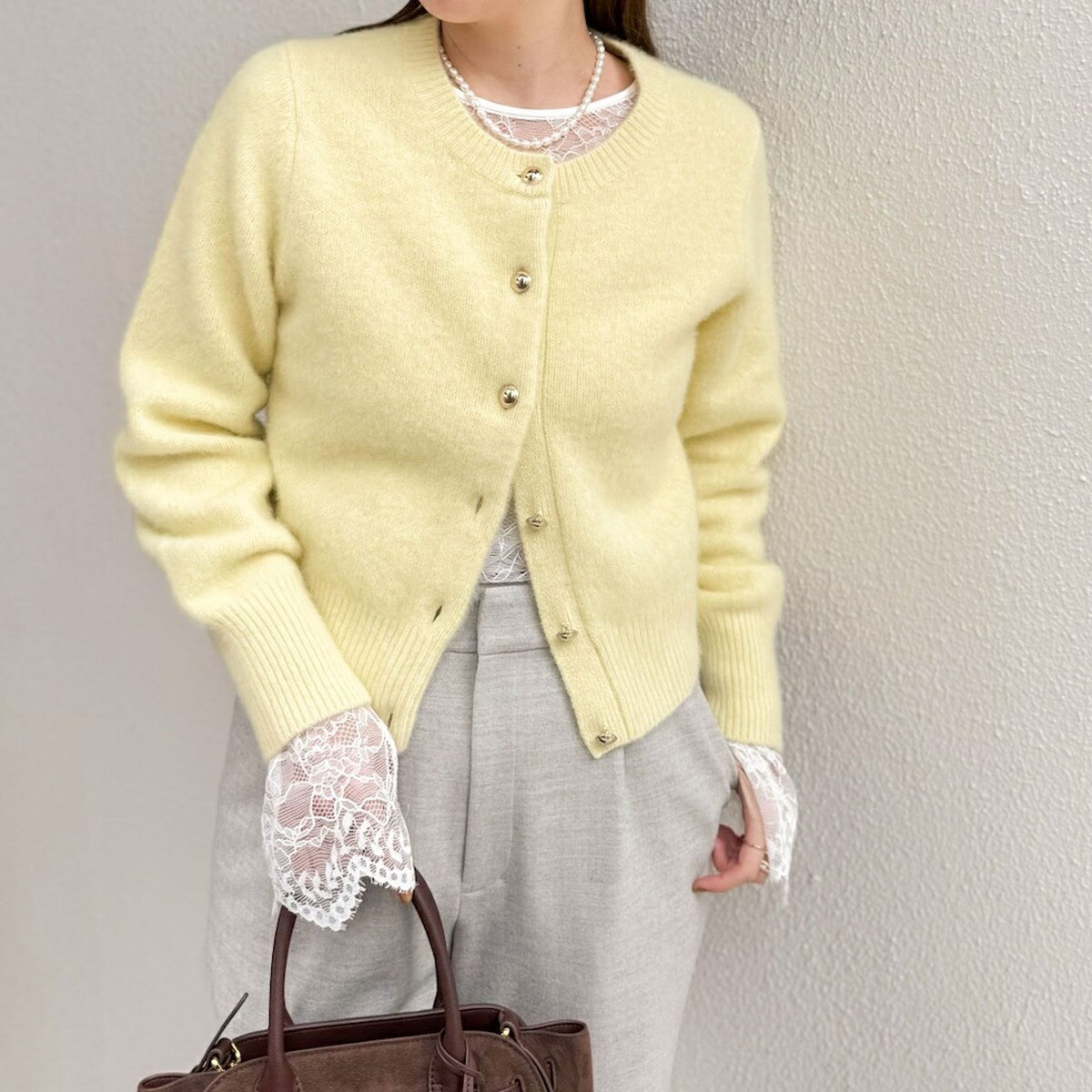 ヘアリーメタル釦クルーネックカーディガン／ノーリーズソフィー（NOLLEY’S sophi）