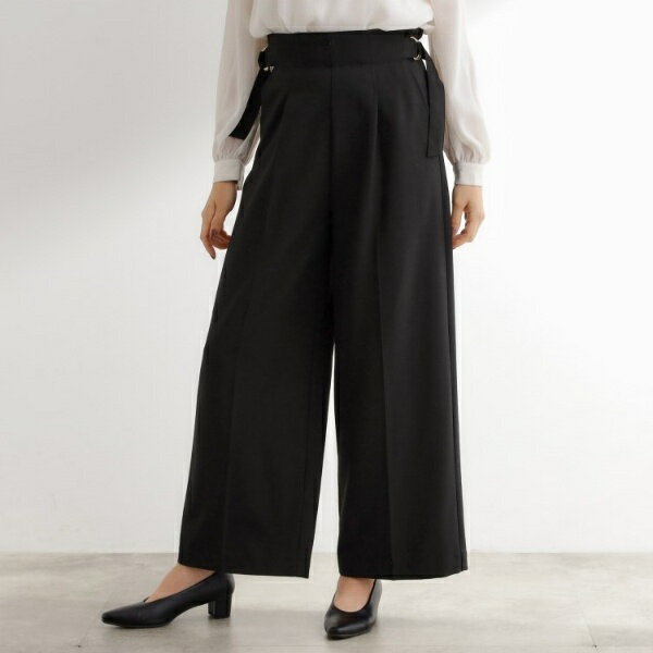 サス付きセンタープレスワイドパンツ／グローブ（grove）