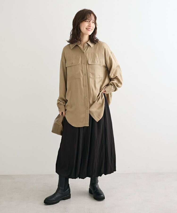 ・SUGAR SPOON サテンオーバーシャツ／グリーンパークス（Green Parks）