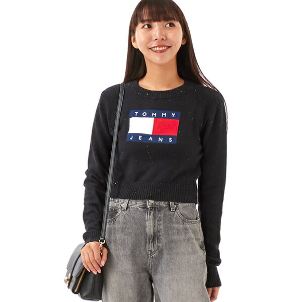 スパークルフラッグセーター／トミー ジーンズ（TOMMY JEANS）