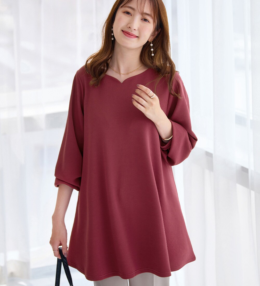 柔らかエンボス素材フレアーロングチュニックTシャツ／アロッタ（alotta）