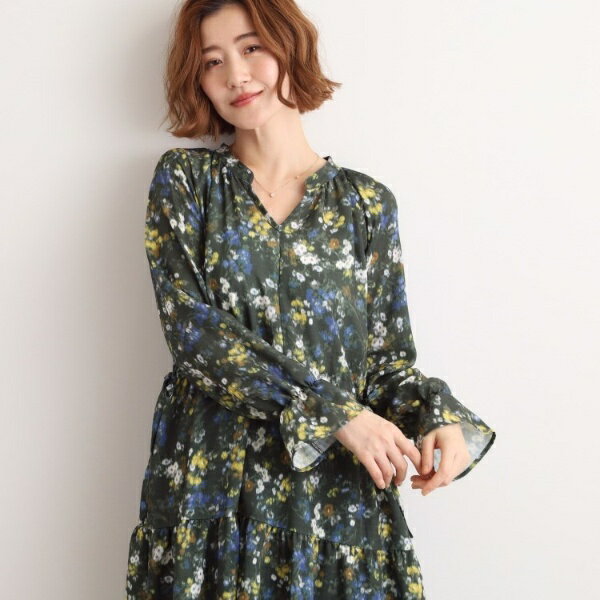 カスリフラワーティアードワンピース／グローブ（grove）