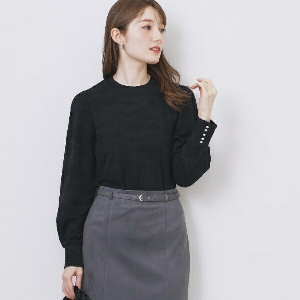 フラワージャカードパフスリーブトップス【洗濯機OK】／インデックス（index）