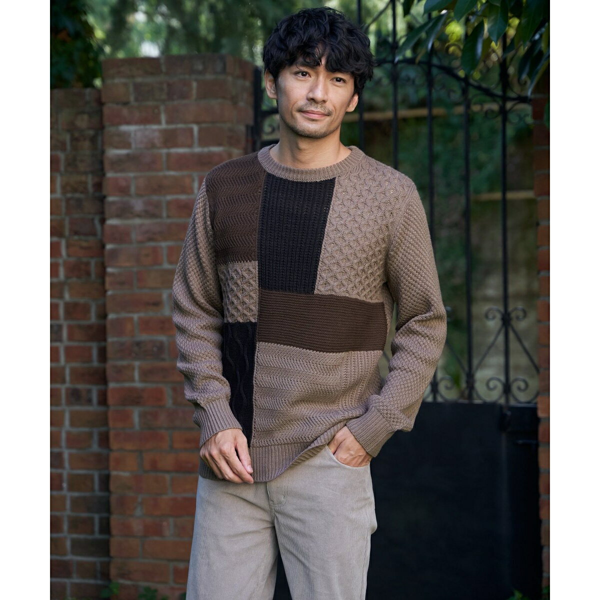 ブロックスクルーネックニット／イッカ（ikka）