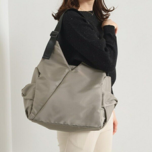 【撥水／11ポケット】リボンモチーフマザーズトート／イッツデモ（ITS'DEMO）