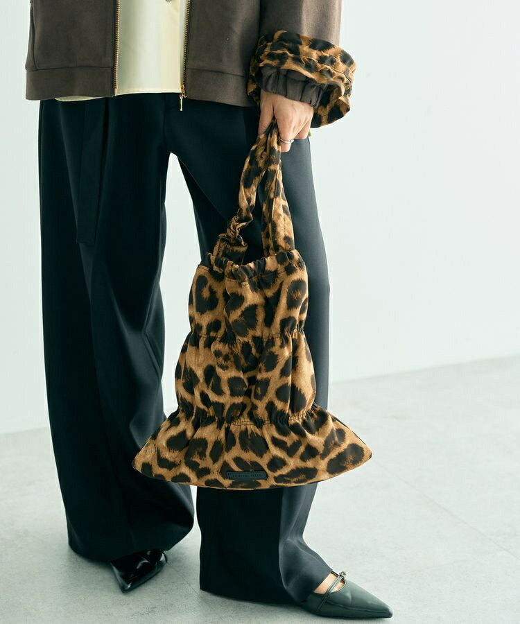 【CONTROL FREAK】ギャザー2WAYバッグ／イェッカ ヴェッカ（YECCA VECCA）