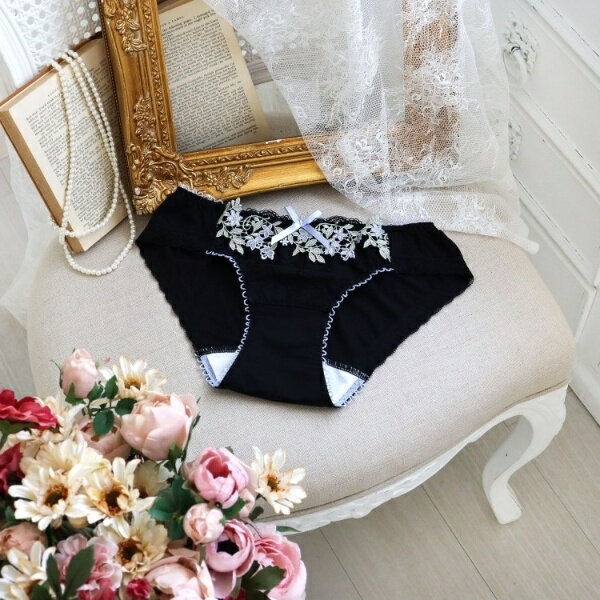 ジニー サニタリー／リサマリ（Risa Magli）