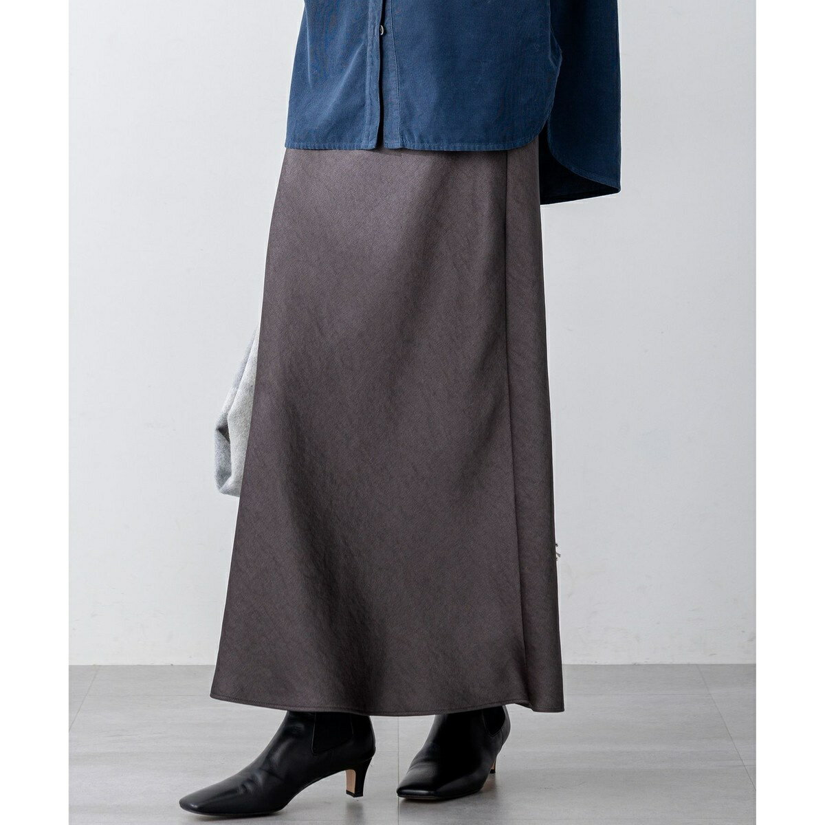 【VERY11月号掲載/洗える】ヴィンテージダブルサテン ナロー スカート／23区（23KU）