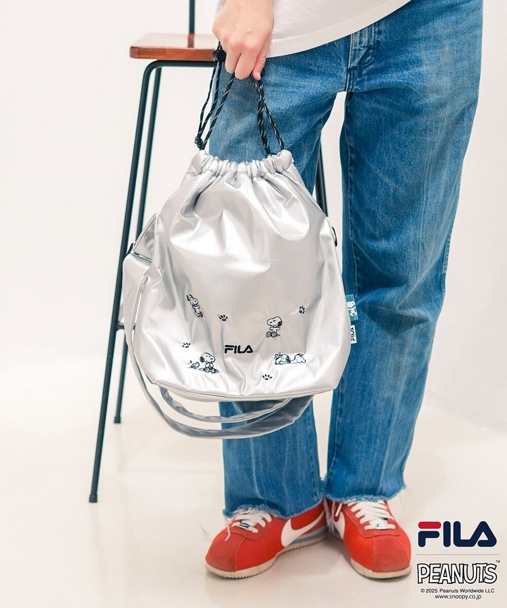【FILA/フィラ × PEANUTS/ピーナッツ】フロント刺繍 ドローストリングショルダーバッグ／フォートポイント（FORT POINT）(4.0)