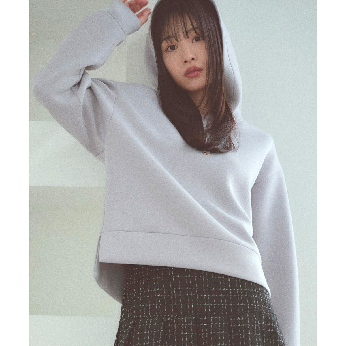 きれいめダンボール フーディー／フェルウ（Feroux）