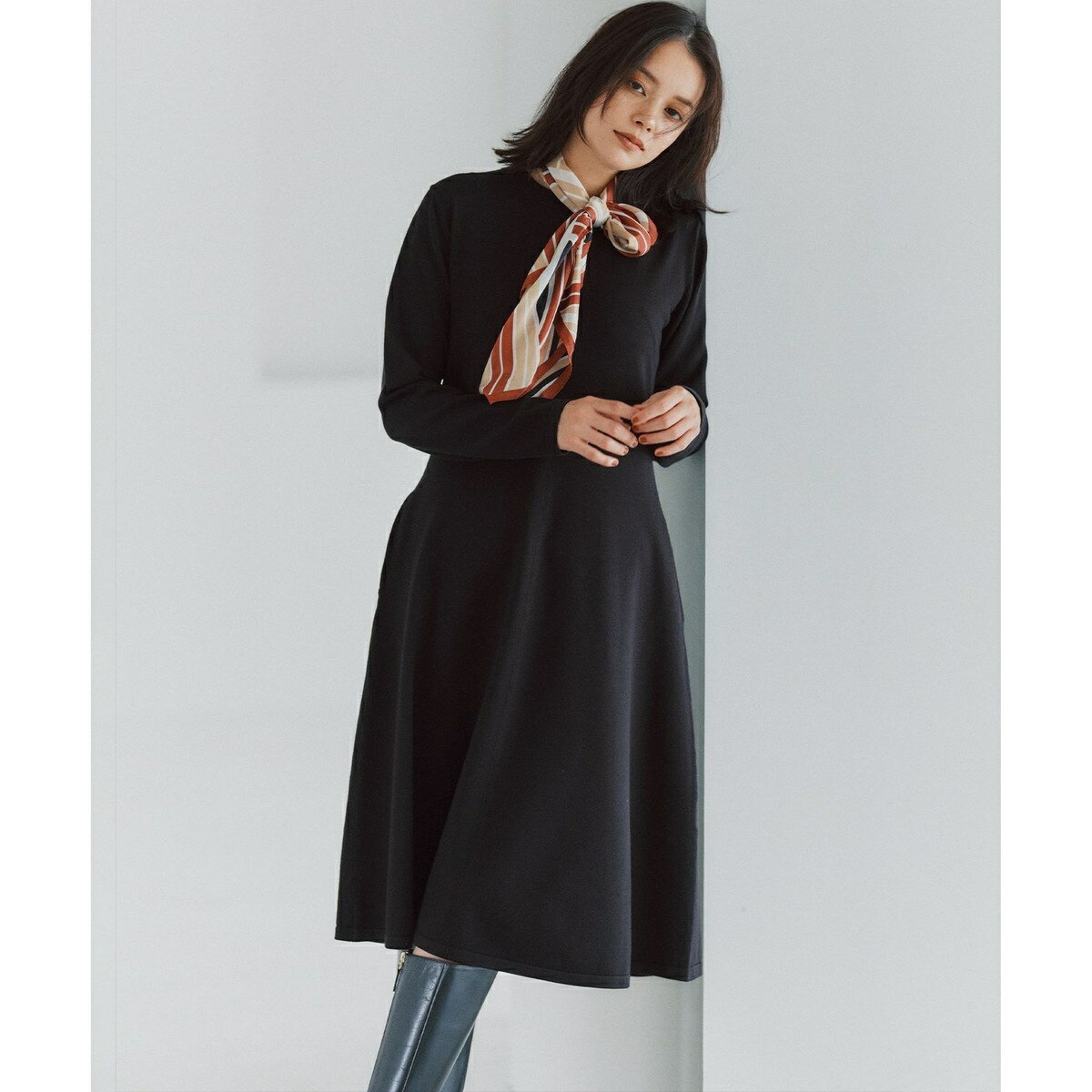 シックフレアニットワンピース／組曲（KUMIKYOKU）
