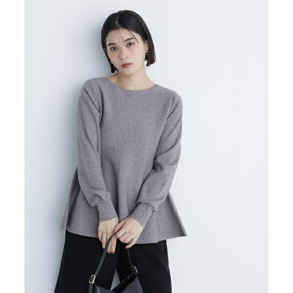 ペプラムチュニックニット／ナチュラルビューティーベーシック（NATURAL BEAUTY BASIC）