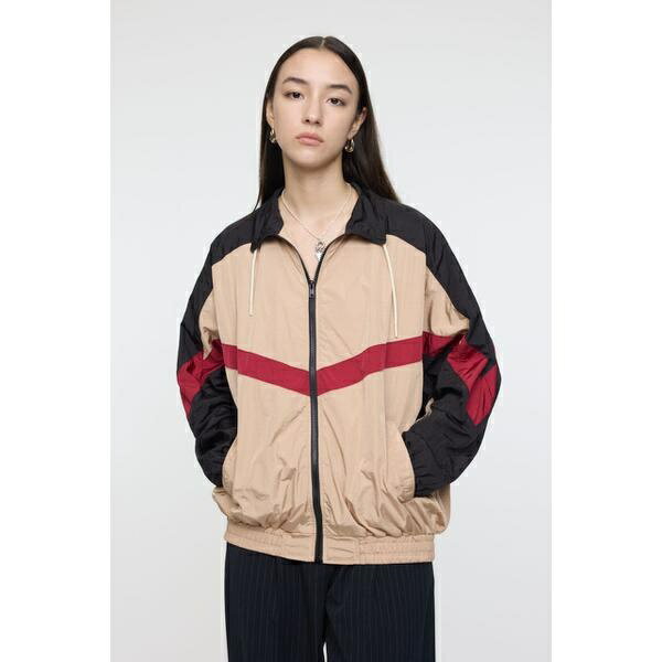 SWITCHING NYLON ジャケット／マウジー（MOUSSY）