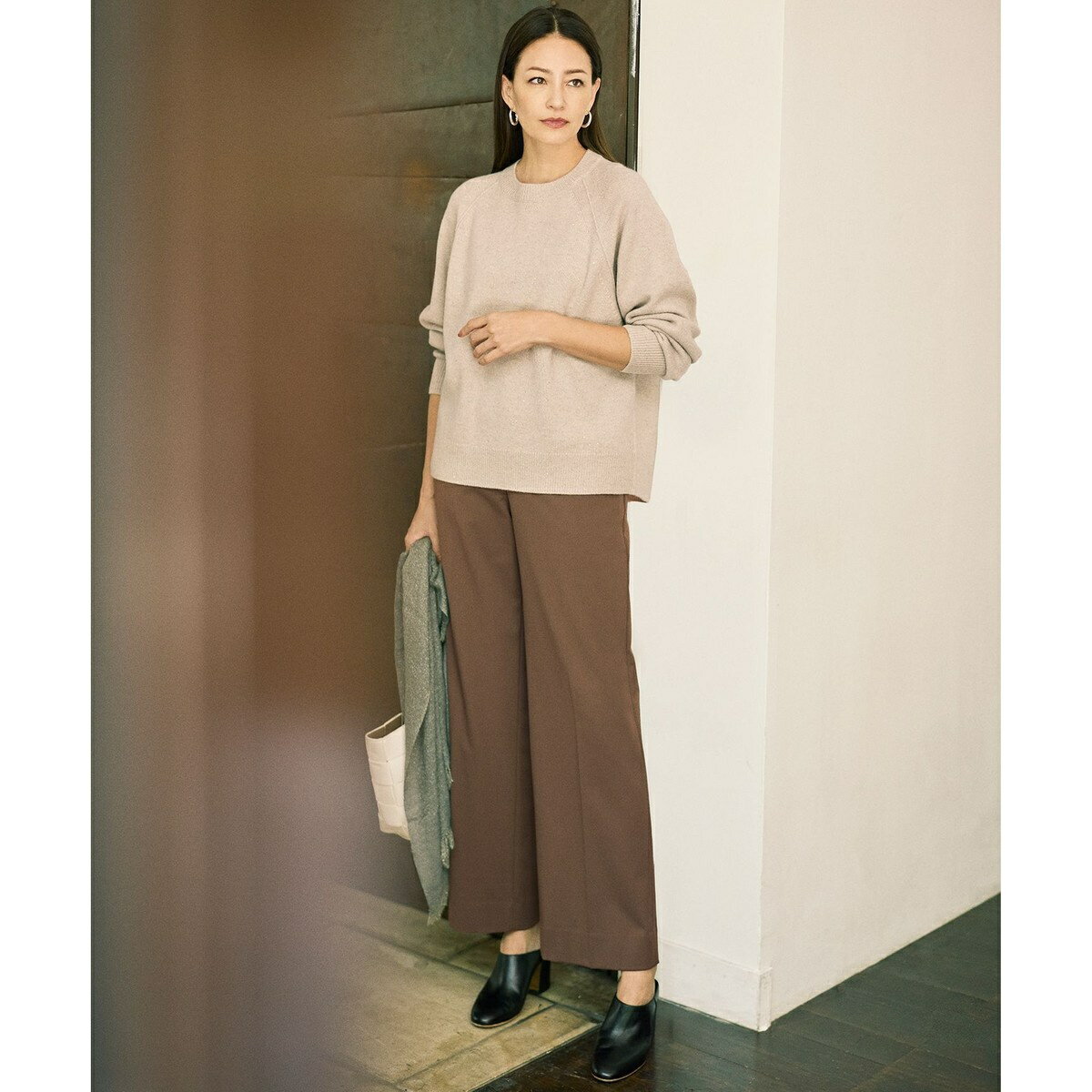 【カタログ掲載】TRギャバ裏起毛ワイド パンツ／自由区（JIYU-KU）