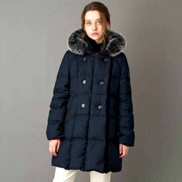 【CLASSY.12月号掲載】ブルーFOXファーナポレオンホワイトグースダウン／ドレステリア（DRESSTERIOR）