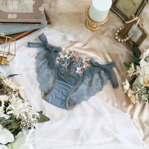 ヴァネッサ リボンショーツ／リサマリ（Risa Magli）