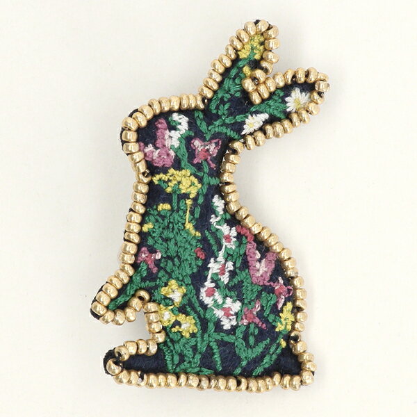 刺繍ブローチ｢ウサギ｣／スーパーハッカ（SUPER HAKKA）