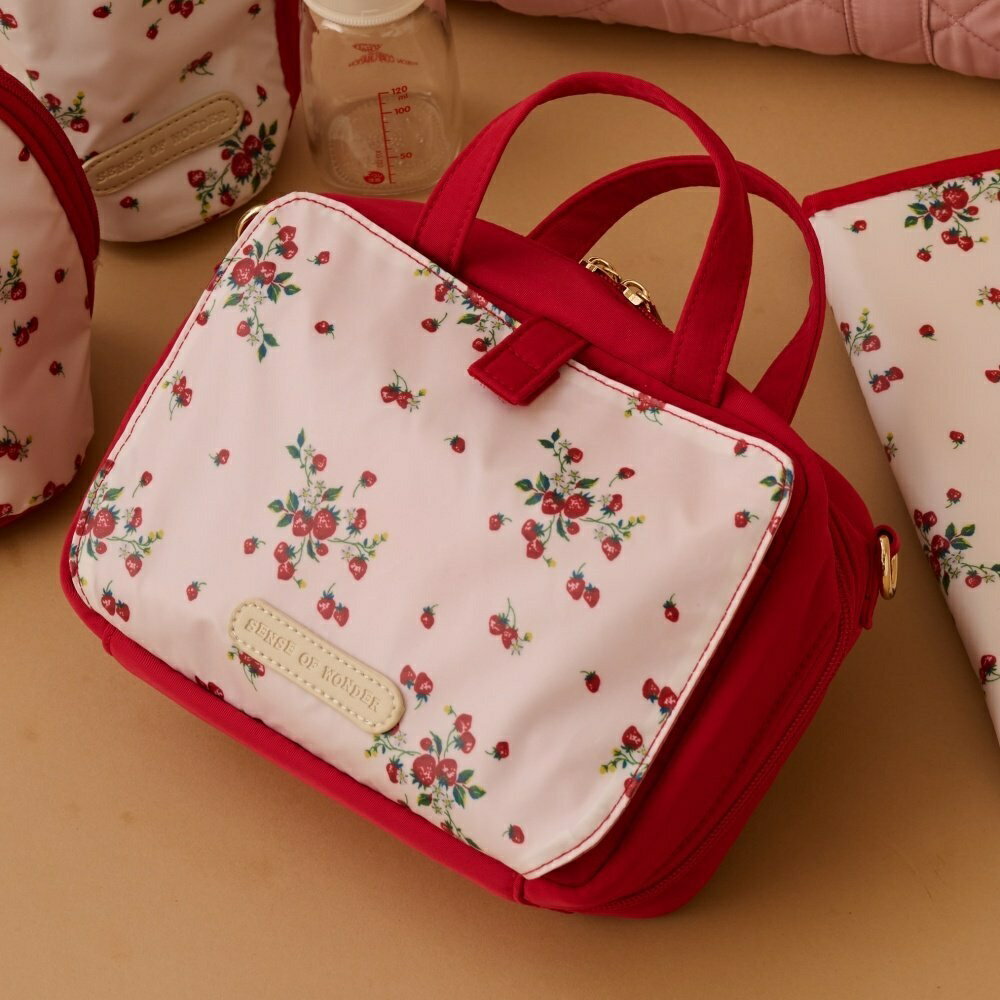 野イチゴオムツポーチ／センスオブワンダー（sense of wonder）