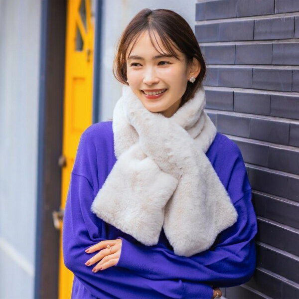 【手洗い可】ボリュームフェイクファーマフラー／イッツデモ（ITS'DEMO）