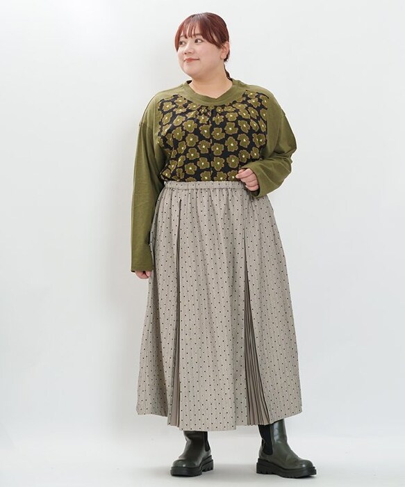 【大きいサイズ】線に点にプリーツのSK／アズノゥアズオオラカ（AS KNOW AS olaca）